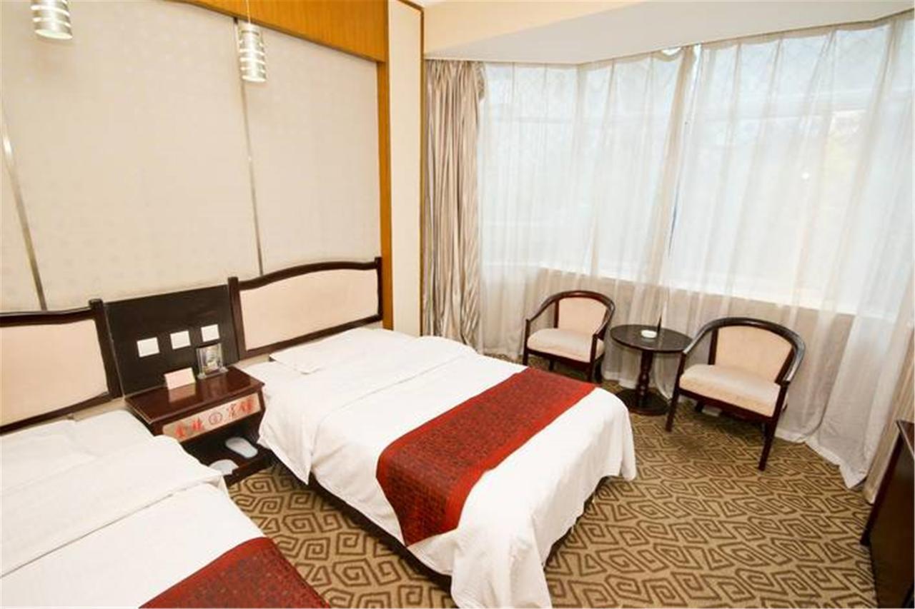Huashan Jinsui Hotel Huayin 외부 사진